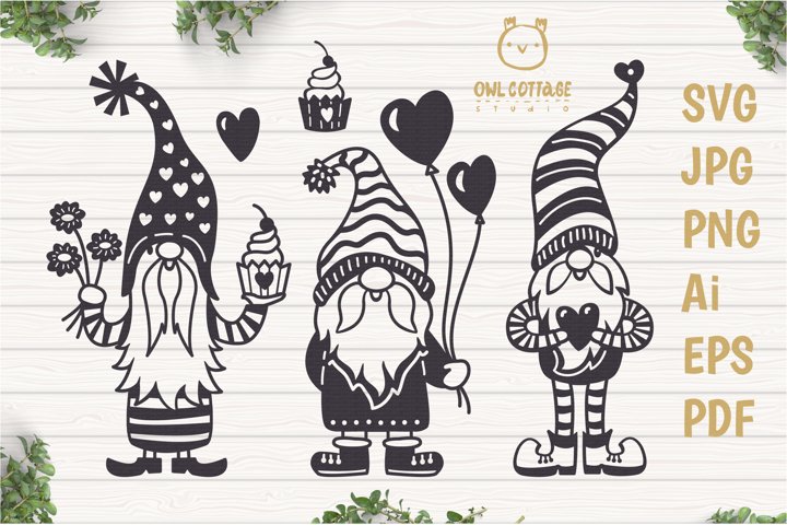 Free Valentines Gnome with Hearts SVG File